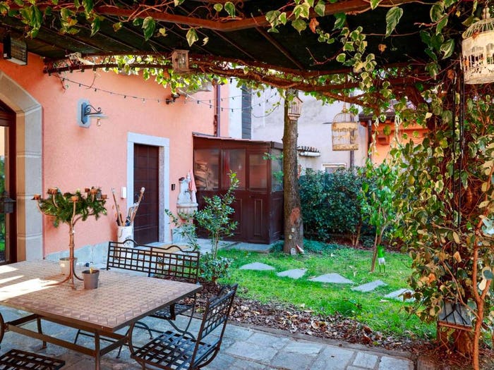 Appartamento trilocale in vendita in Via Roma, Molteno