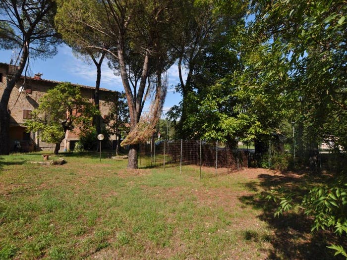 Appartamento quadrilocale in vendita in Strada Provinciale del Ferrone, Impruneta
