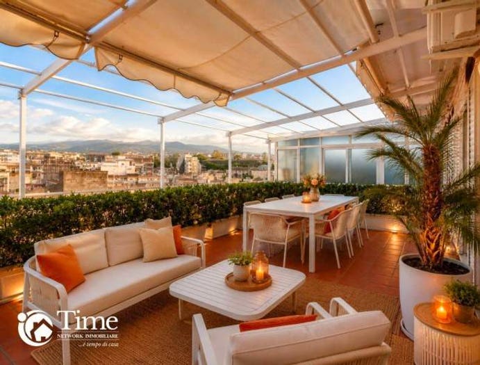 Appartamento con 5 locali in vendita in Via Salvatore Vigo, San Giovanni Tupparello, Acireale