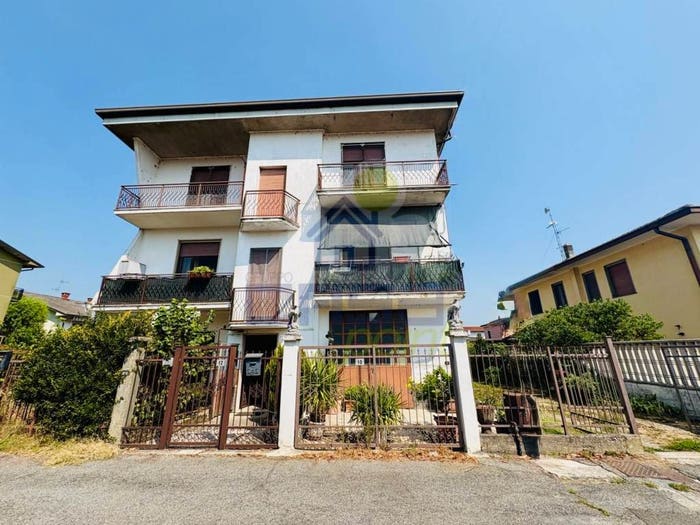 Appartamento quadrilocale in vendita in VIA ADDA, Buttirago, Vistarino