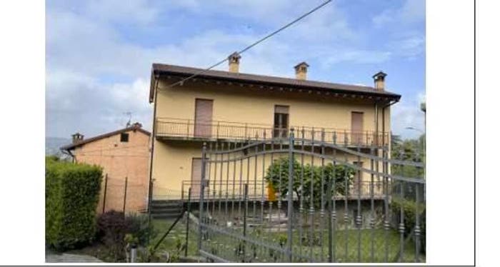 Appartamento trilocale in vendita in Via cuna, Centro, Villa d'Adda