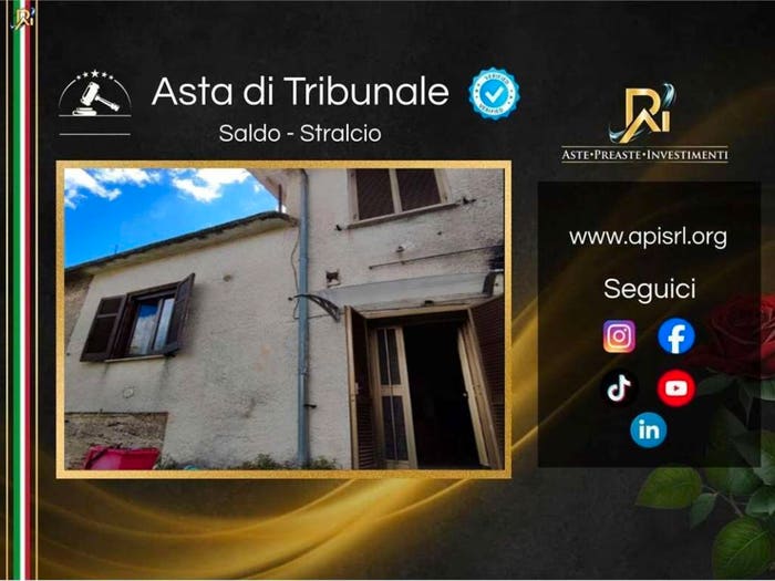 Appartamento con 5 locali in vendita in Via Colle, Centro, Pescosolido