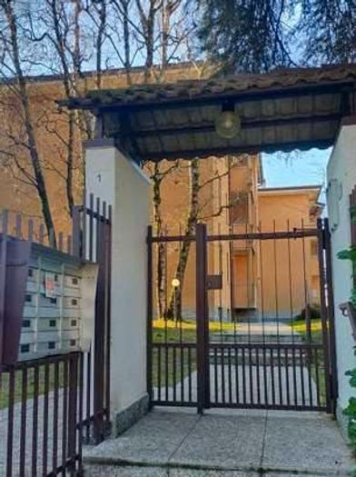 Appartamento trilocale in vendita in Via Milano, Centro, San Zenone al Lambro