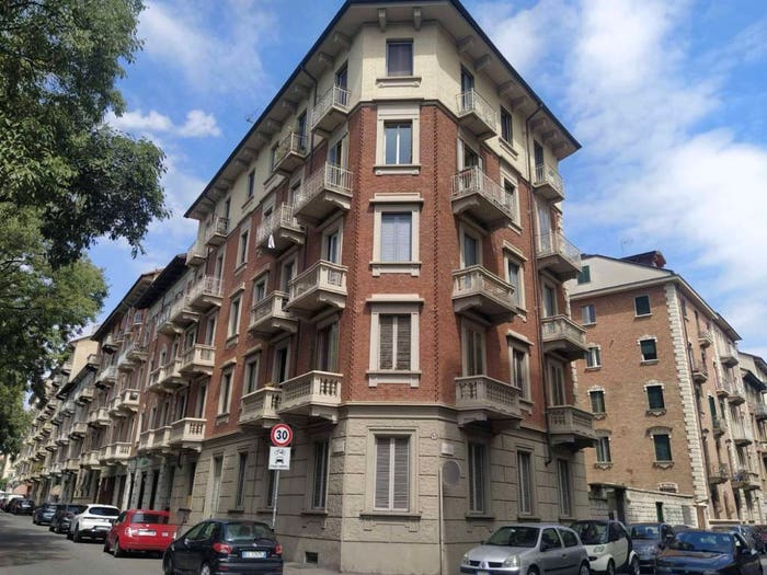 Appartamento quadrilocale in vendita in corso Peschiera, Cenisia, Torino