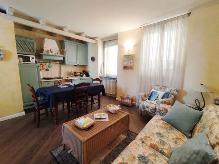 Appartamento bilocale in vendita in Borgo Castello, Centro, Loano