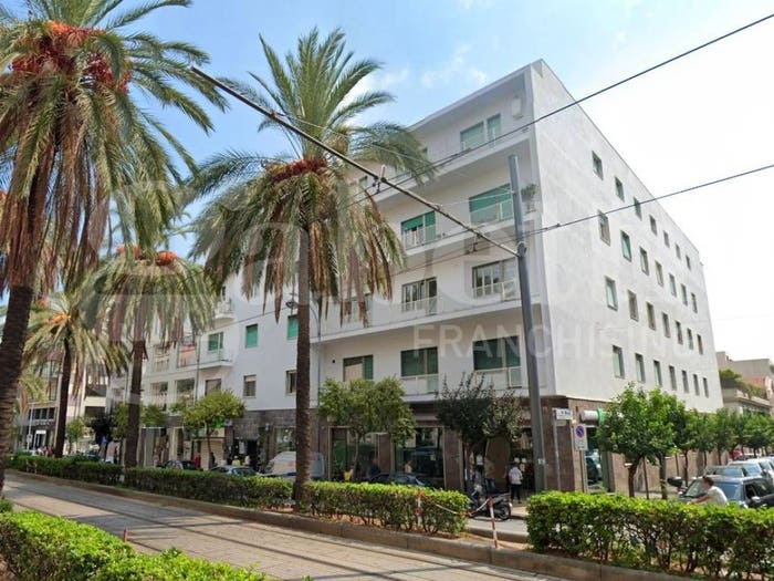 Appartamento con 6 locali in vendita in Viale San Martino, San Martino, Messina