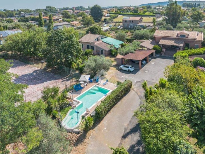 Casa con 6 locali in vendita in Via SPc, Vigna Di Valle, Bracciano