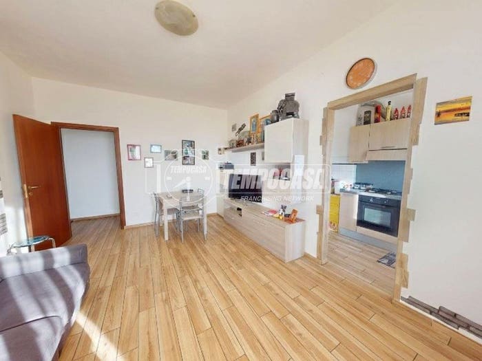 Appartamento bilocale in vendita in Via Calabria, Cesano Maderno