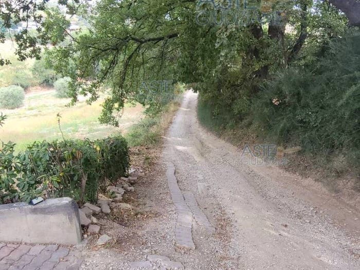 Appartamento con 6 locali in vendita in Via Santa Caterina, Colle San Giovanni, Tortoreto