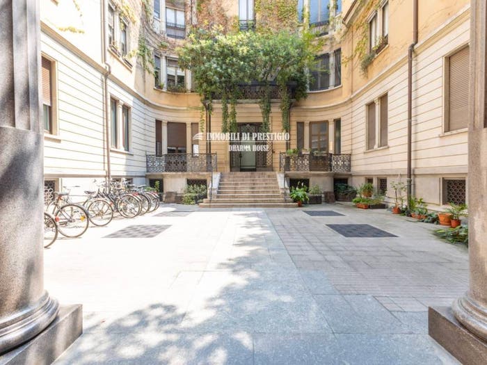 Appartamento trilocale in vendita in Via Lovanio, Moscova, Milano