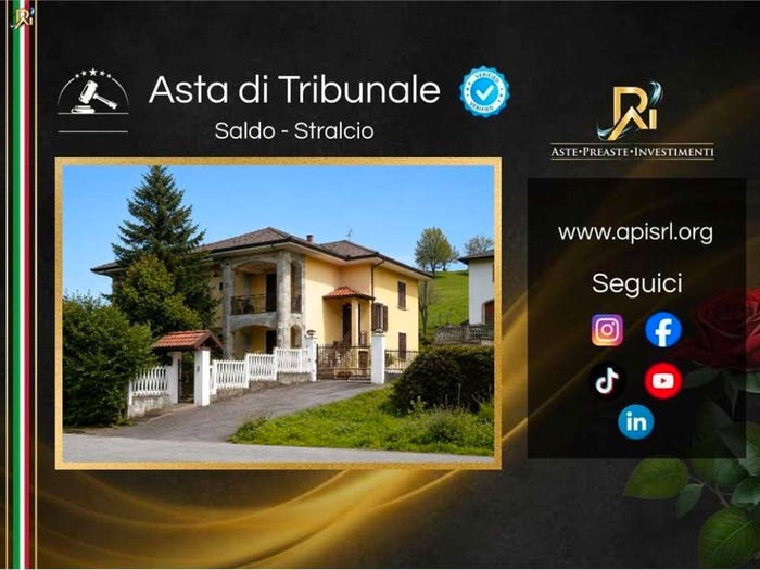 Appartamento con 5 locali in vendita in Via Umberto I, Centro, Rocchetta Ligure