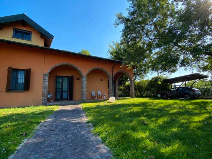 Casa quadrilocale in vendita in via Caduti di Nassirrya, Santo Stefano Lodigiano