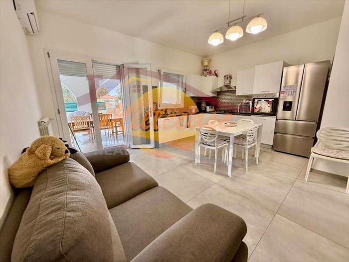 Appartamento con 5 locali in vendita in Traversa Delle Fornaci, Isola, Siracusa