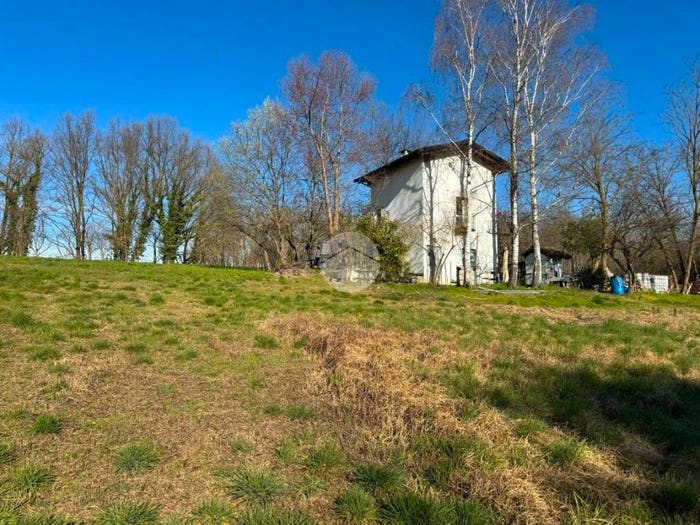 Casa bilocale in vendita in Strada Stimonti, Albiano d'Ivrea