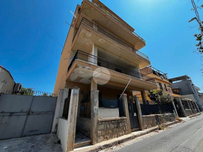 Appartamento quadrilocale in vendita in Str Consona Scotto Lanza, Centro, Bagheria
