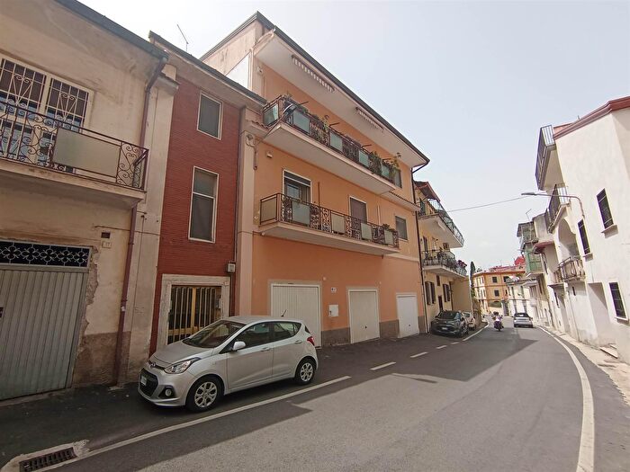 Appartamento quadrilocale in vendita in Via Pigna, Caserta