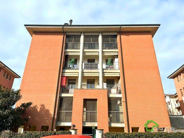 Appartamento quadrilocale in vendita in Via Luigi Mascherpa, Centro, Paullo