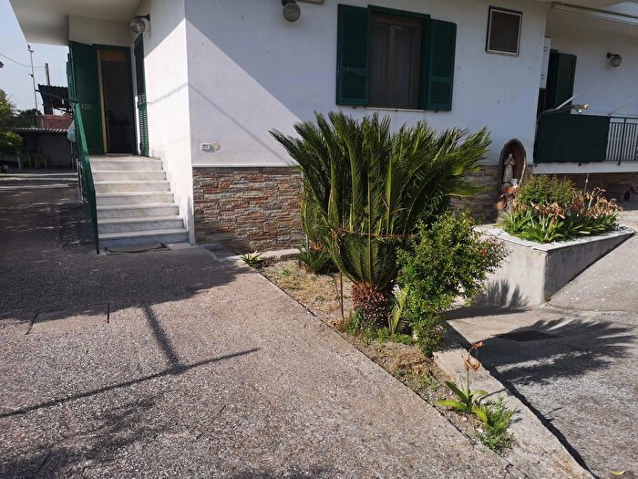 Appartamento quadrilocale in vendita in Via Variante Ssbis, Castello Di Cisterna
