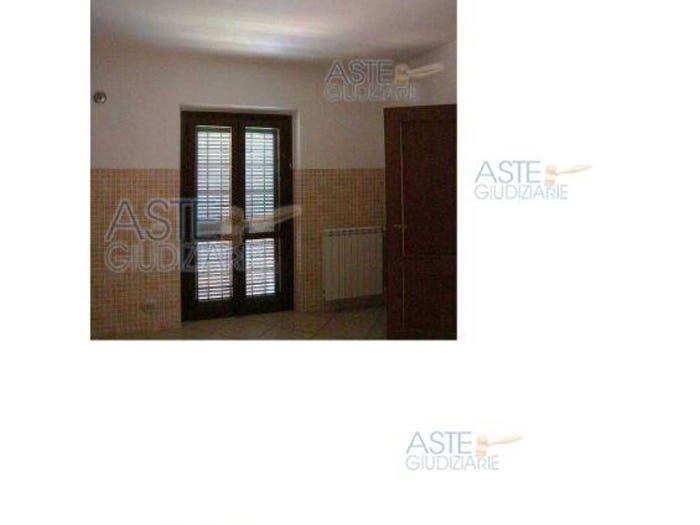 Appartamento quadrilocale in vendita in Via Lago di Bracciano, Santa Lucia, Fonte Nuova