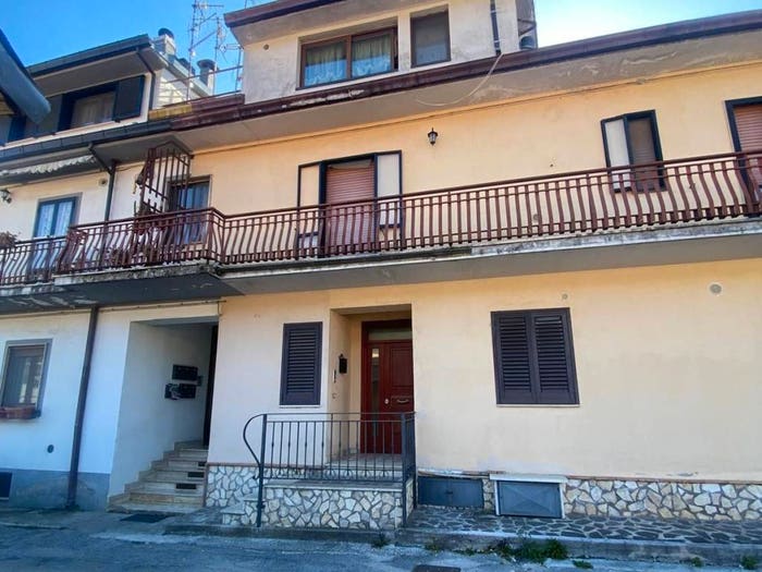 Appartamento trilocale in vendita in Via Venezia, Balsorano Nuovo, Balsorano