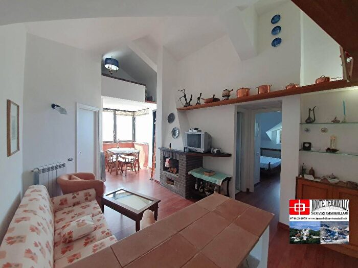 Appartamento trilocale in vendita in Piazzale Campoforogna, Rieti