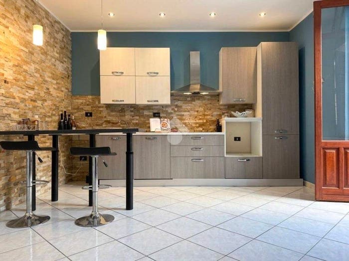 Appartamento quadrilocale in vendita in Via Pietro Sbacchi, Centro, Cinisi