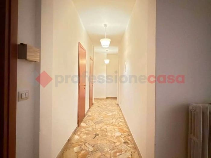 Appartamento con 6 locali in vendita in Via Modesta Rossi, Porta Trento e Trieste, Arezzo