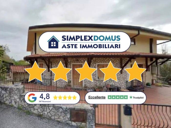 Appartamento con 6 locali in vendita in Via Savotani, Cerisano