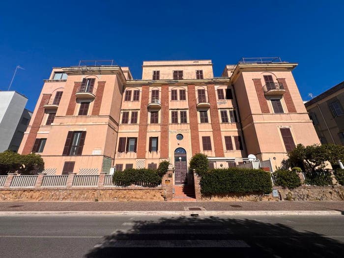 Appartamento trilocale in vendita in Via Antonio Gramsci, San Giacomo Santa Barbara, Nettuno