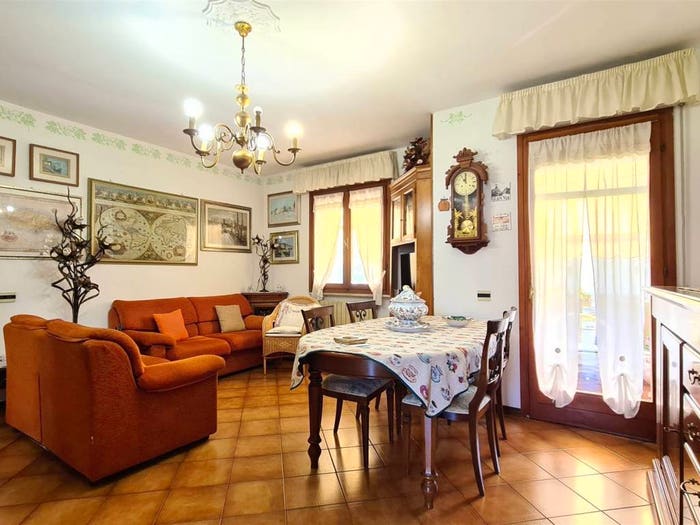 Appartamento con 6 locali in vendita in Centro, Forte dei Marmi