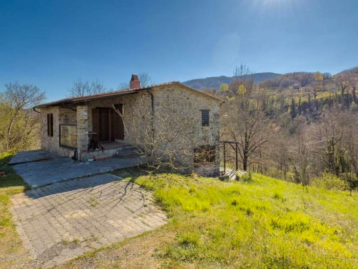 Casa quadrilocale in vendita in Castelnuovo di Val di Cecina