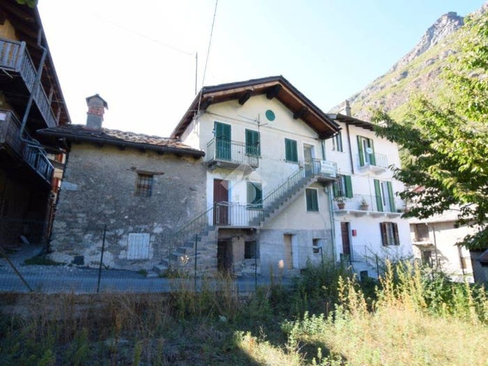 Casa con 6 locali in vendita in Cret de breil, Centro, Chatillon