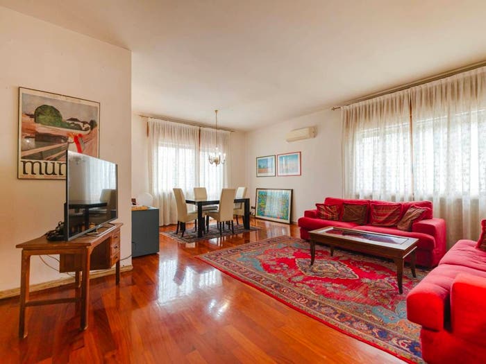 Appartamento con 5 locali in vendita in Via Vittorio Veneto, Centro, Carbonera