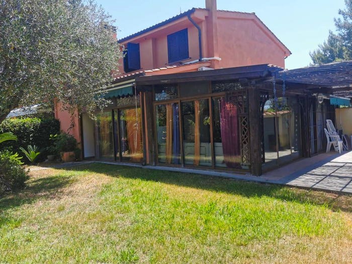 Casa quadrilocale in vendita in Strada delle Murelle, Montalto di Castro