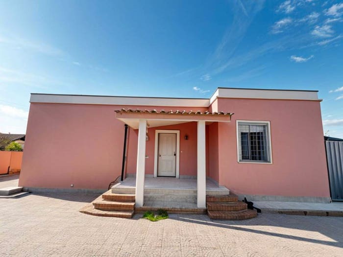 Casa con 6 locali in vendita in Via Val di Chiana, Ponserico Cretarossa, Nettuno