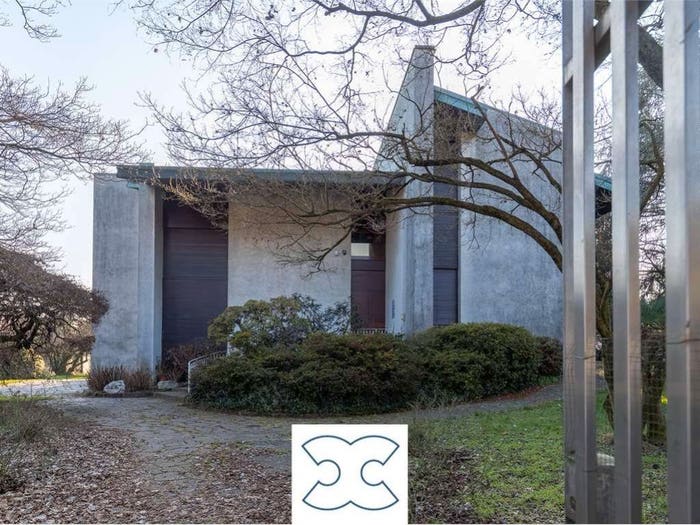Casa con 6 locali in vendita in Via Genova, Centro, Marnate