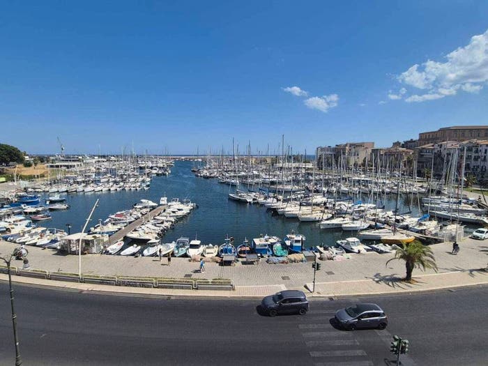 Casa quadrilocale in vendita in Via Cala, Castellammare, Palermo