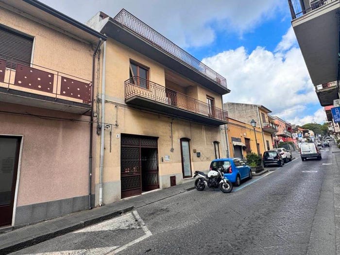 Casa con 6 locali in vendita in Via Etnea, Nicolosi