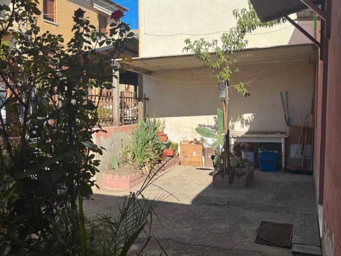 Casa in vendita in Viale Dante, Dolianova