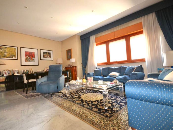 Appartamento quadrilocale in vendita in Via Nova Levante, Cortina d'Ampezzo, Roma