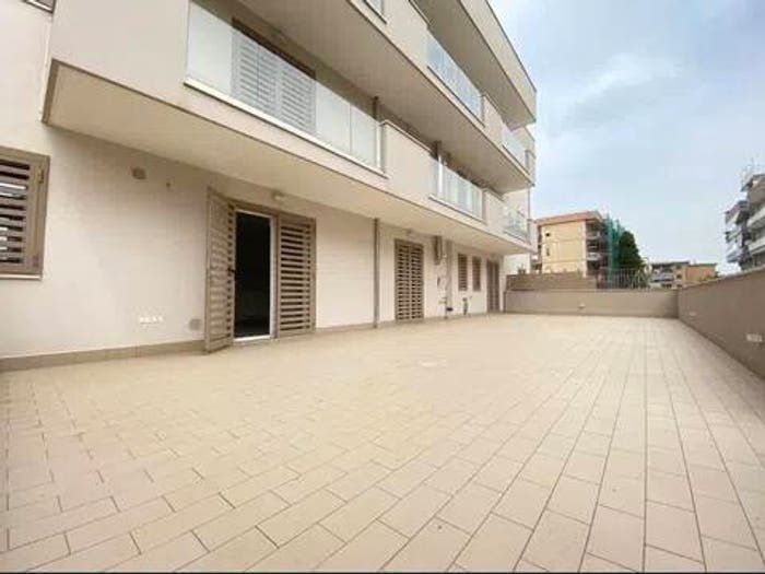 Appartamento trilocale in vendita in Via Alcide De Gasperi, Quarto