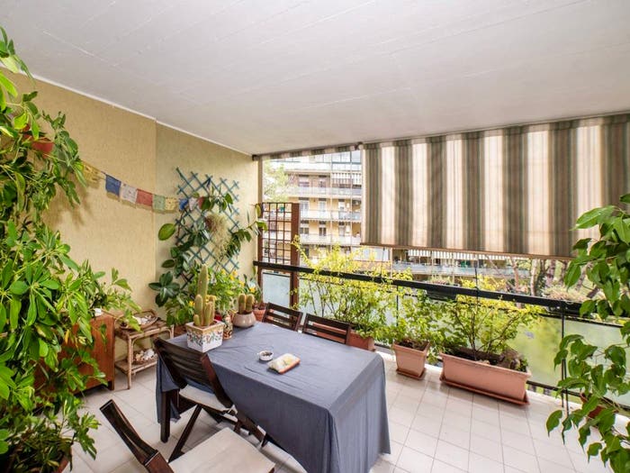 Appartamento trilocale in vendita in Via Trasaghis, Labaro, Roma