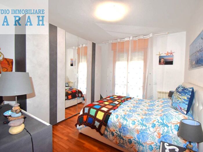 Appartamento quadrilocale in vendita in Via Arrighi, Terminetto Migliarina, Viareggio
