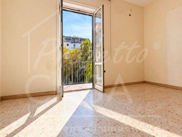 Appartamento bilocale in vendita in Piazza Egidio Velotti, Barra, Napoli