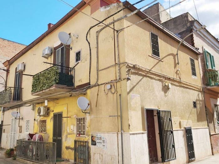 Appartamento trilocale in vendita in Vico Saturno, Quartieri Settecenteschi, Foggia