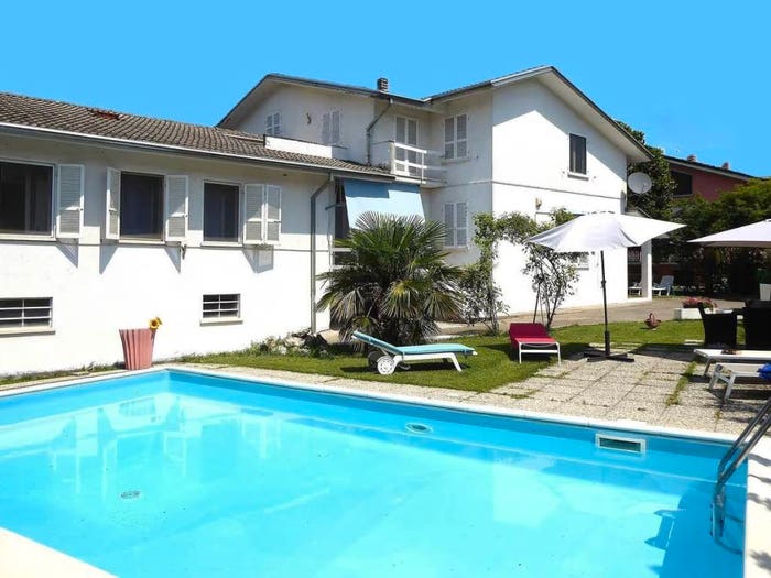 Casa con 6 locali in vendita in Calendasco