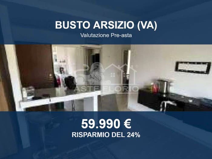 Appartamento con 5 locali in vendita in Via Flavio Gioia, Centro, Busto Arsizio