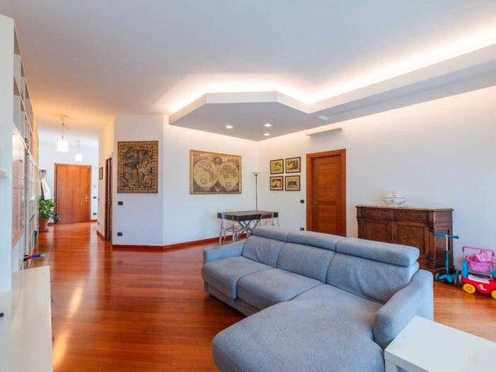 Appartamento quadrilocale in vendita in Via Gabriele Camozzi, Stazione, Bergamo