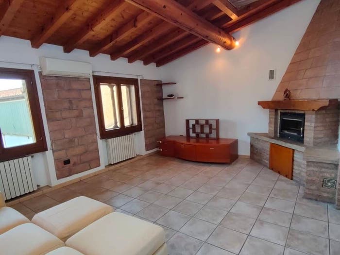 Casa con 5 locali in vendita in Sacca, Montichiari