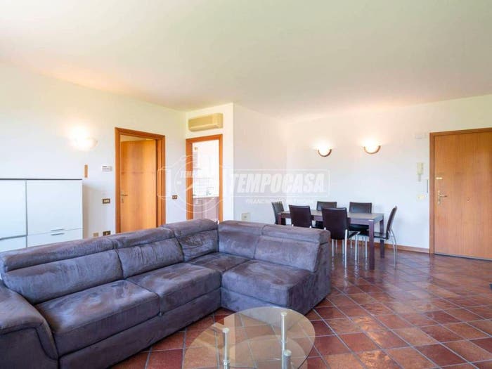 Appartamento trilocale in vendita in Via Giuseppe Fabbri, Ippodromo, Ferrara